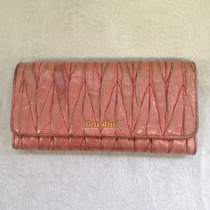 池袋　財布　ソファー、鞄、バッグ、修理、張替、黒ずみ汚れ、クリーニング、色移り、すれ傷　　ピンク　MIUMIU　11